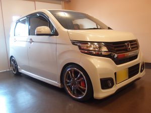 Ｎワゴン　ウインドリペア施工車